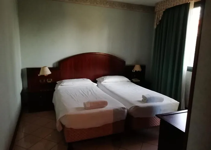 Venice Palace 4*