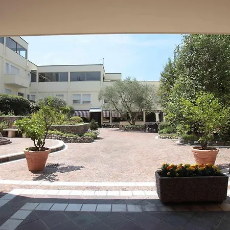 Venice Palace فندق مارانو